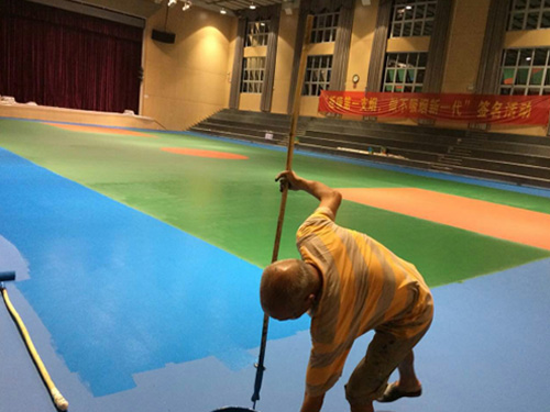 体育场地工程施工